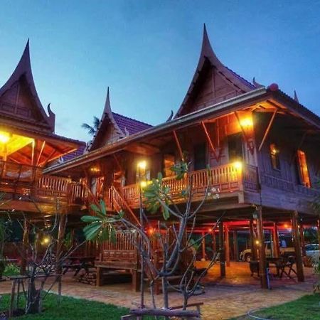 Athithara Homestay Аюттхая Экстерьер фото