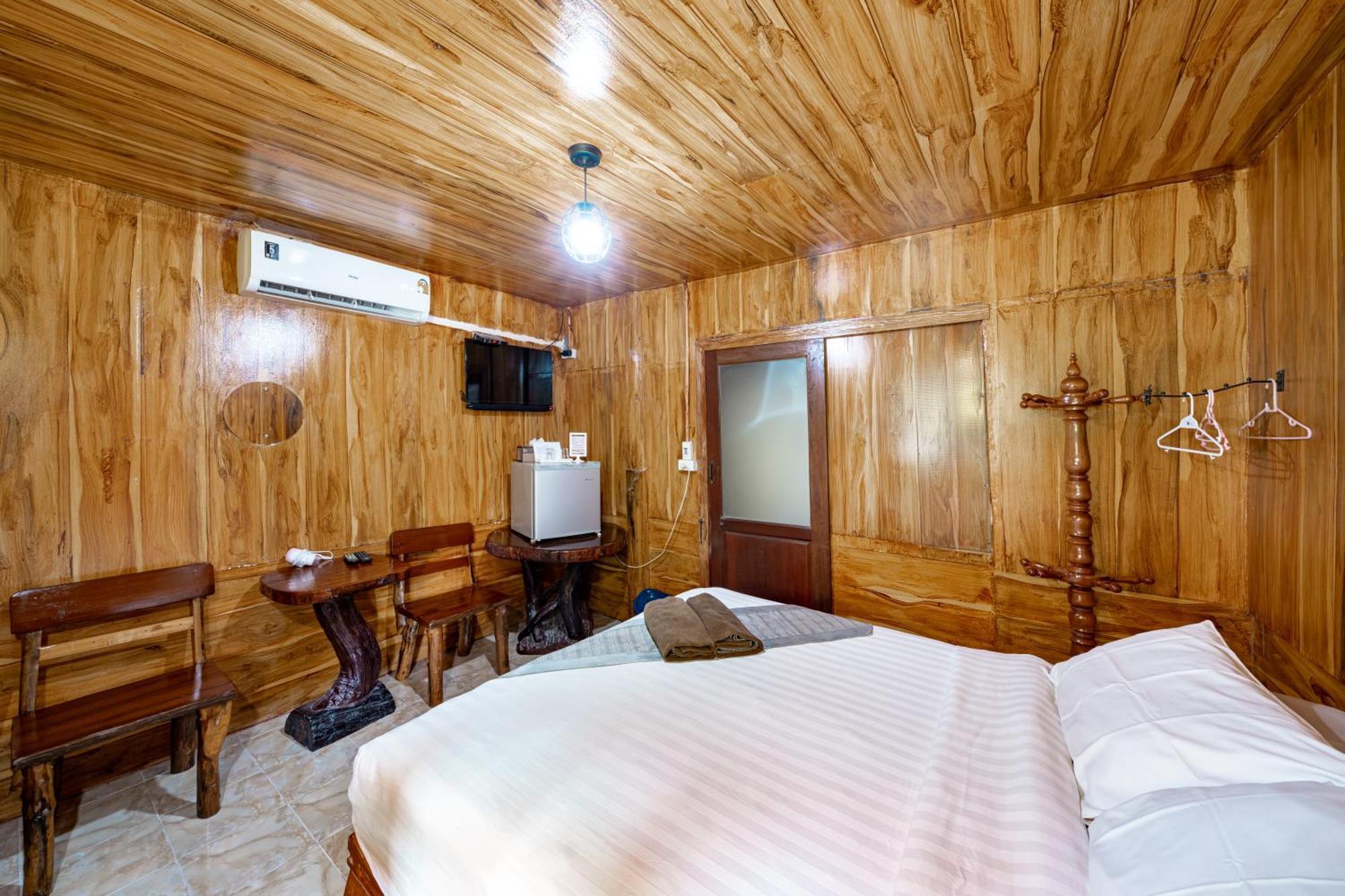 Athithara Homestay Аюттхая Экстерьер фото